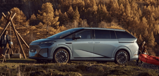 2026款小鹏X9纯电版定档3月2日全系标配750km续航