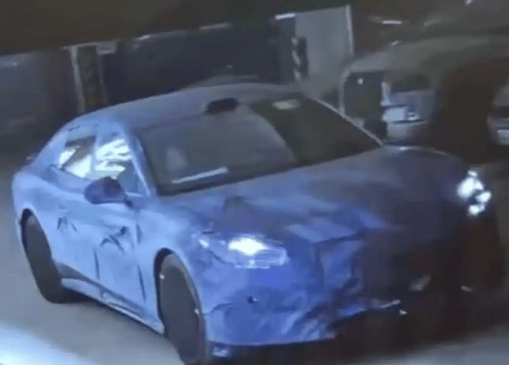 方程豹首款轿车谍照曝光或命名方程豹镁9