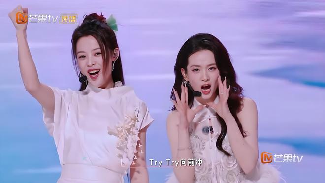 《乘风2025》:师姐分配不公平，叶童组和侯佩岑组成了赢家