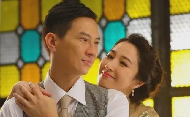 关咏荷带着张家辉见父母，到了她家张家辉惊呆了，足足400平米