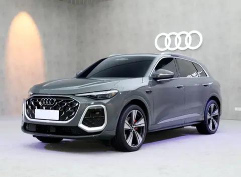 2026款奥迪Q5L上市爆款！34.98万起全系四驱，配置升级碾压宝马X3