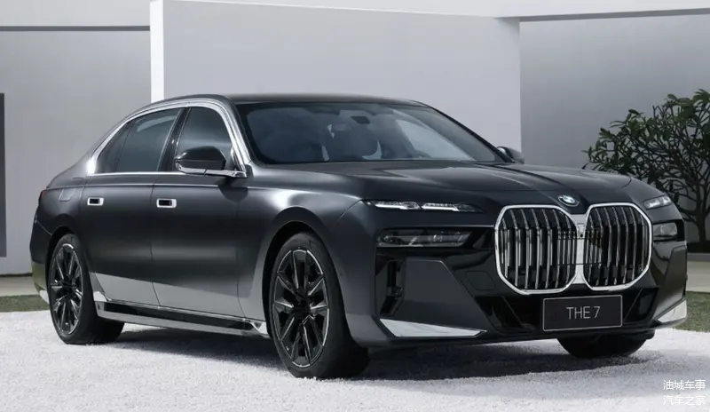 2026款宝马7系上市,起步价91.9万元,配置细节更新