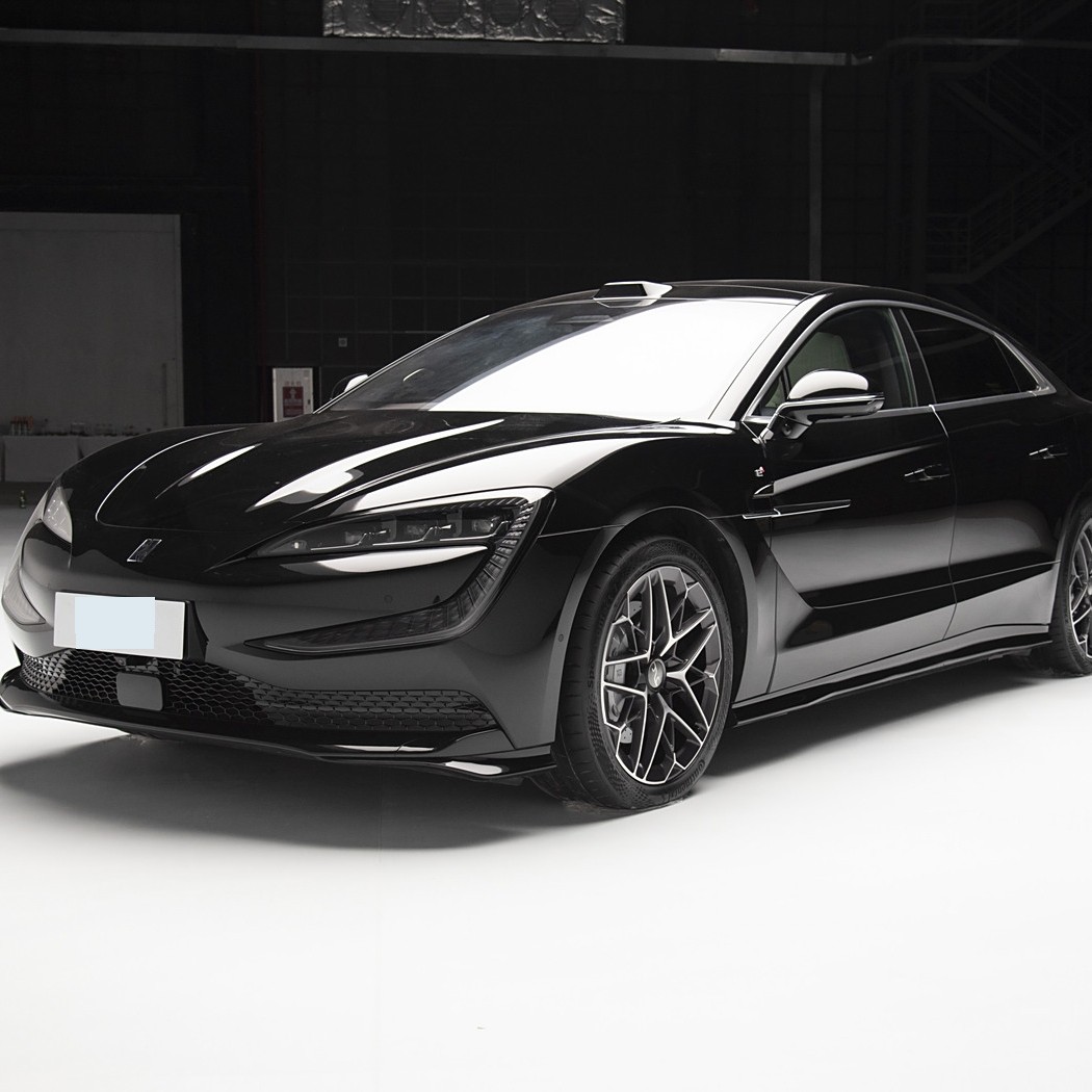 百万内四款插电混动三厢轿车推荐：豪华与实用的完美平衡