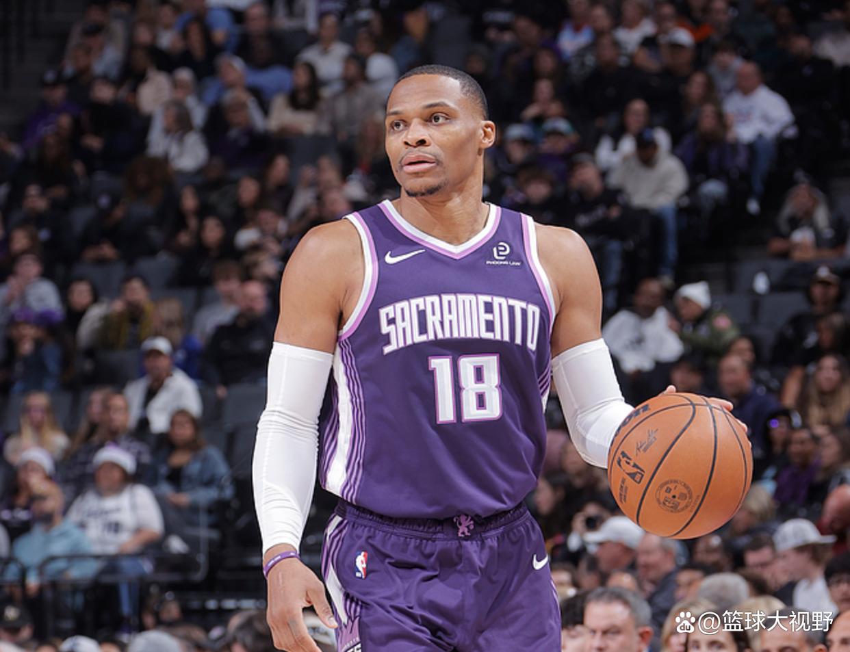 大逆转!国王125-124击败火箭!杜兰特空砍58年纪录,威少创79年NBA纪录