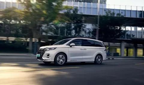 2025年七座MPV选购全攻略：从维度到车型的精准推荐