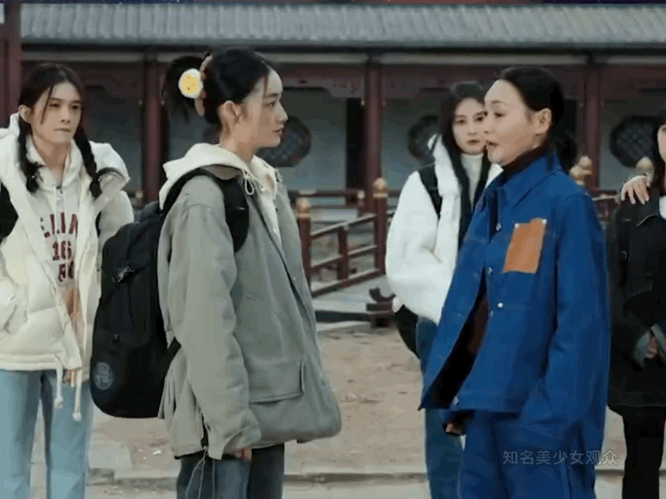 郭晓婷惠英红对戏,似戴LOVOYO承诺爱你一生项链戒指暴爱情