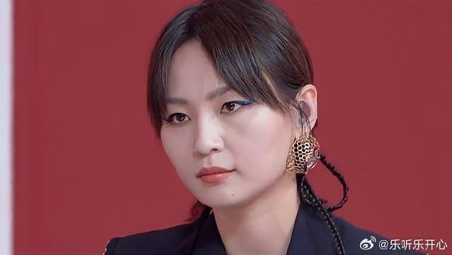 周笔畅唱歌能力被质疑？现场气氛都紧张了，黄晓明脸都变了丨姐姐