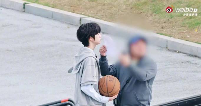 陈奕恒路透照曝光，粉丝期待与林清源见面