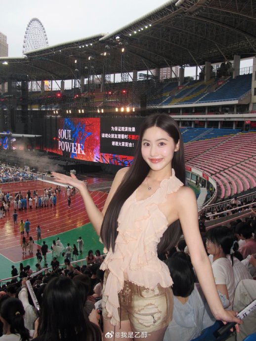 陶喆在日常生活中还有哪些类似的幽默或执着表现？