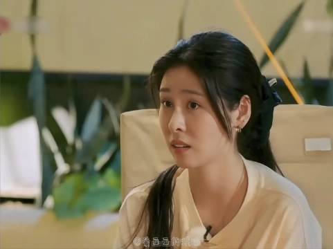 锤娜丽莎模仿张碧晨 灵魂画手手绘画画锤娜丽莎张碧晨