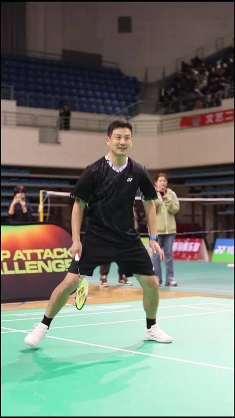 蔡赟赛场荣光熠熠生辉，颜值实力双双封神