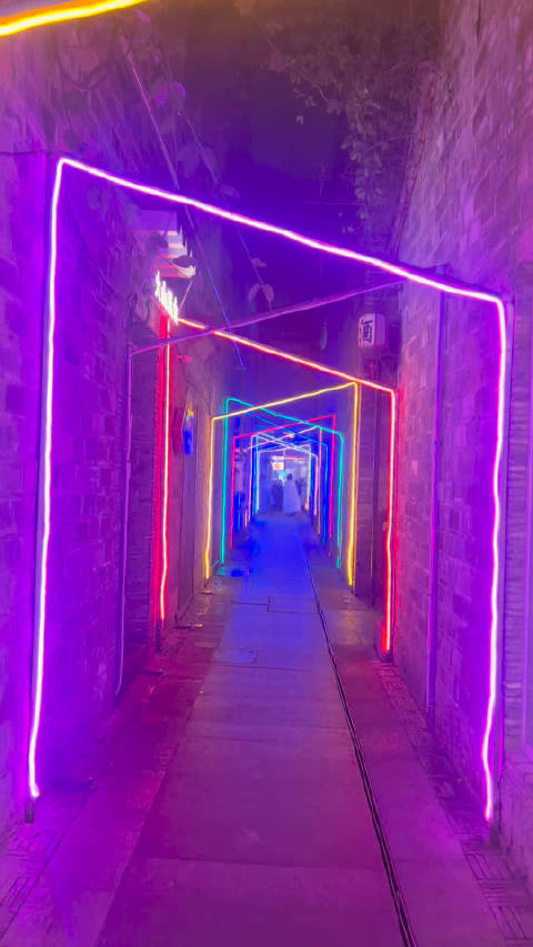 田馥甄鼓励粉丝坚持自我，费霓怀孕传递生活正能量