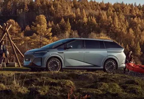 2026款小鹏X9纯电版3月2日上市,750km续航图灵芯片全系标配