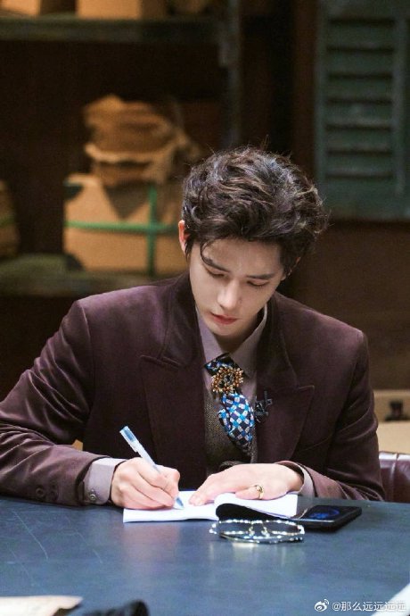 王安宇民及民以下身份的绝对好人 综艺梗引爆全网模仿