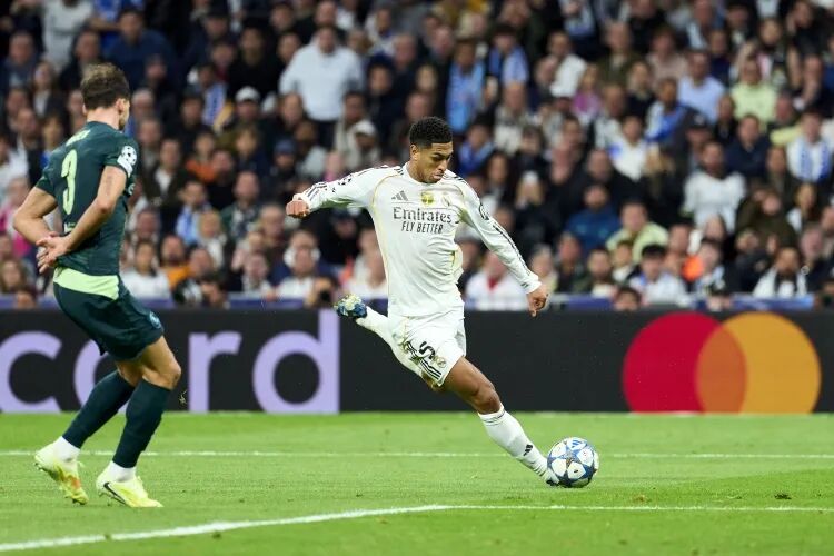 老鬼带队:皇马U19绝杀切尔西挺进八强!贝林厄姆携母观赛,青训荣光再续征程