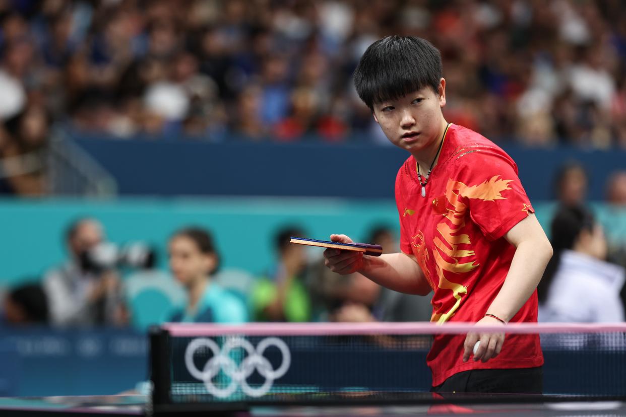 乒乓球女单决赛:孙颖莎11-4拿下首局 1-0领先陈梦