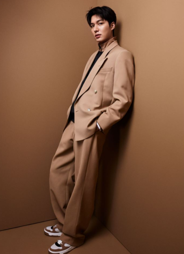 缘起:汪顺演绎BOSS 2023春夏系列广告大片