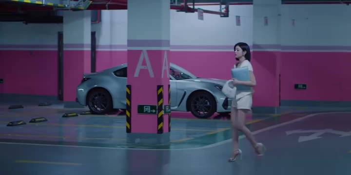 狙击蝴蝶：李雾一路跟着岑矜，谁知看到这幕，顿时心碎离开