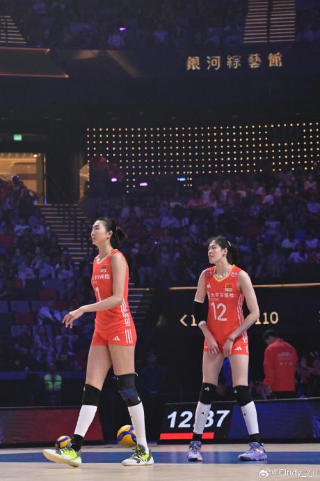 日本和泰国等亚洲劲旅对中国女排争夺奥运资格构成哪些挑战？