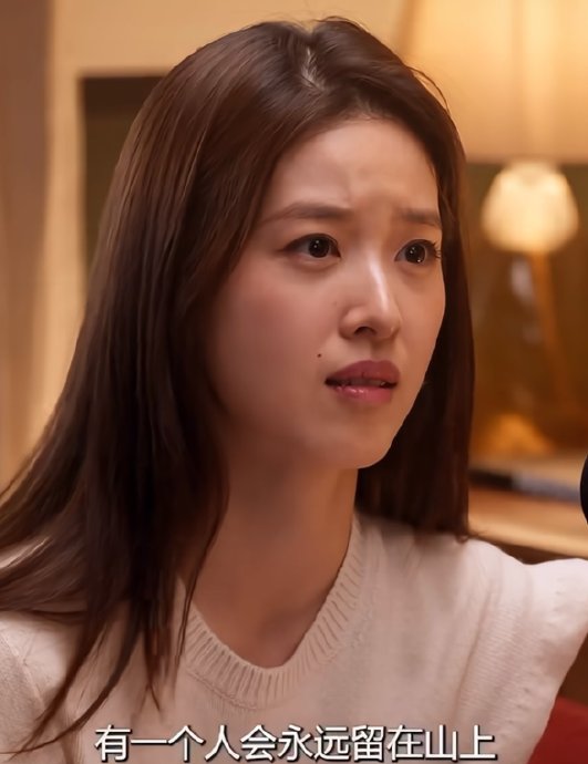 章泽天播客停更45天后携珠峰女英雄回归，口碑逆袭的幕后