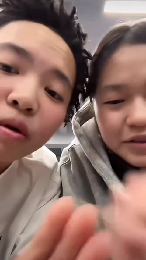 全红婵直播回应网友攻击，称理解他人情绪