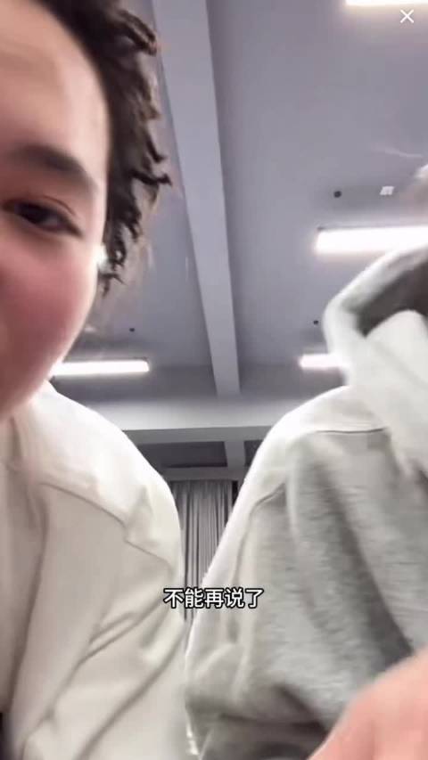 全红婵回应网络质疑，展现成熟心态