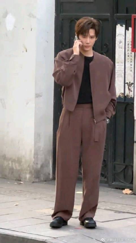 王安宇近距离太帅了吧