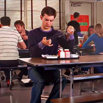 我要是变这样，一次抗十袋水泥，老挣钱了