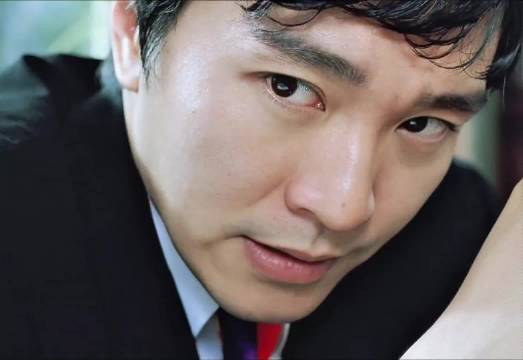 周星驰袁咏仪罗家英经典港片诠释职场生存学