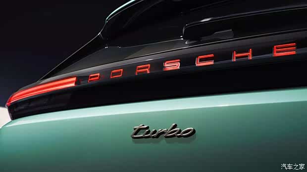 保时捷弃电改油?旗舰SUV K1转战燃油/插混赛道!奔驰GLS同级