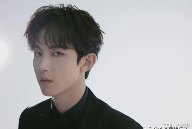 陈哲远丞磊宋轶张凌赫杨超越，原来他们都是爱奇艺旗下艺人