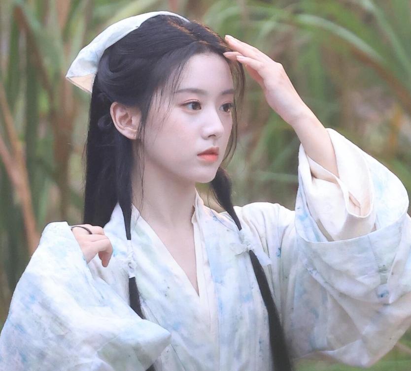 包上恩《江湖夜雨十年灯》路透好绝!生图美出圈,男主撞脸多人!