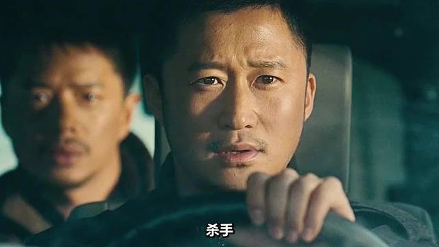 这段飙车行动相当精彩！