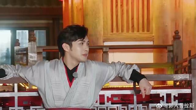 杨颖控诉张彬彬 一听瞬间就怂了：姐姐别这样看我！