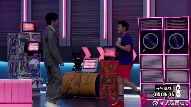 蔡国庆对罗一舟大坑骗，罗一舟还秒进套，妥妥的二傻子！