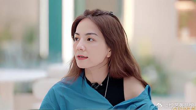 曾可妮送祝福，祝姐姐们乘风破浪！