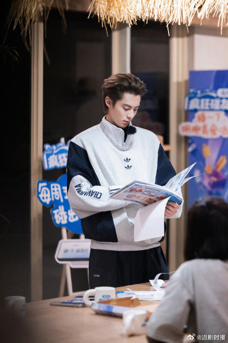 王鹤棣和沈月之间的‘棣月系’CP为什么让粉丝如此着迷？