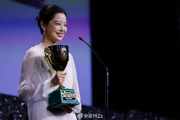 辛芷蕾在《繁花》中的“李李”角色还有哪些类似的金句？