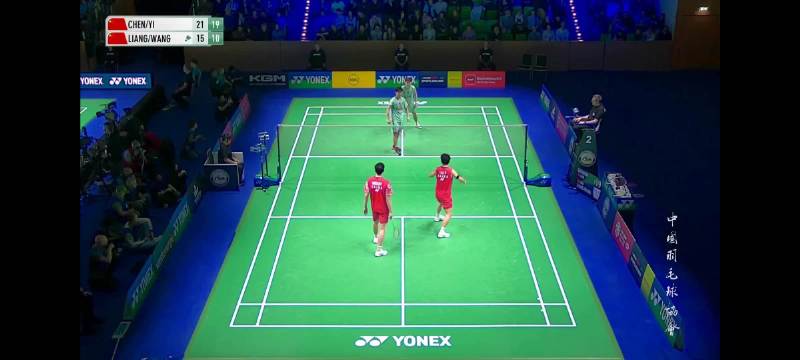 一百分组合赢德比之战晋级男双决赛