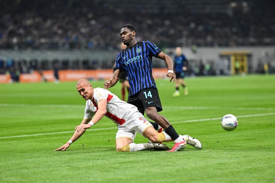 随着国际米兰2-0，科莫3-1，那不勒斯2-1，意甲最新积分榜出炉