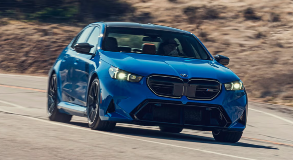 宝马北美大规模召回,空调线束隐患可能引发起火风险‌