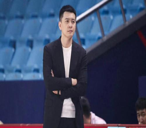 杨鸣最新消息！还在合同期内，第二阶段或重返辽宁执教