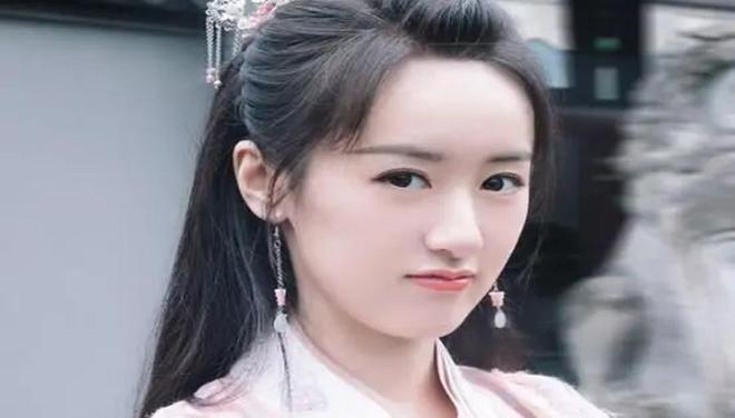 《祝卿好》剧方营业，袁冰妍、郑业成CP感十足，谁说非要靠成毅？