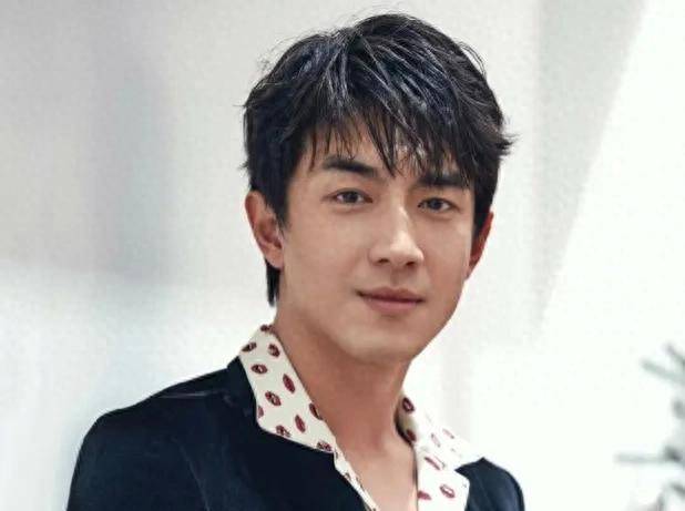 林更新网名引热议:“九亿少女的梦”究竟有何深意?