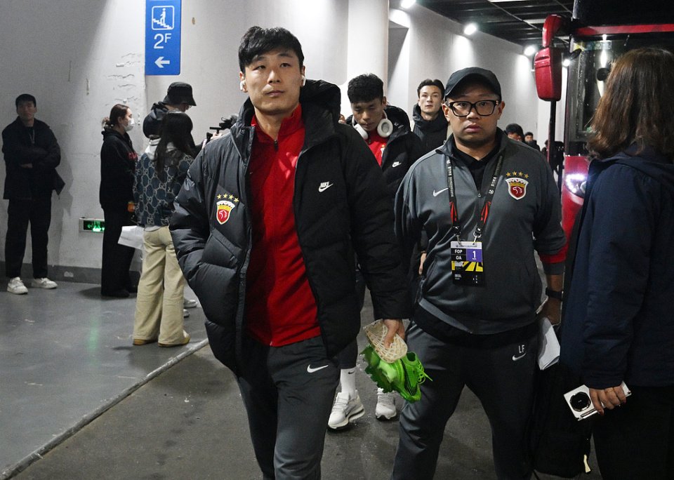 34岁武磊再留憾！时隔288天复出难救海港，生涯仍无缘超级杯冠军