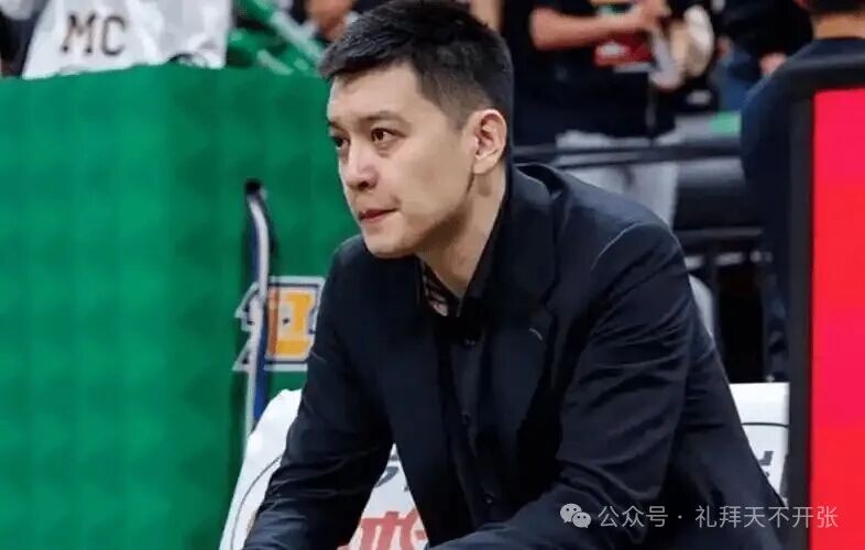 杨鸣辞去辽篮帅位!无憾离任口碑未受影响,转战解说引首钢球迷盛邀