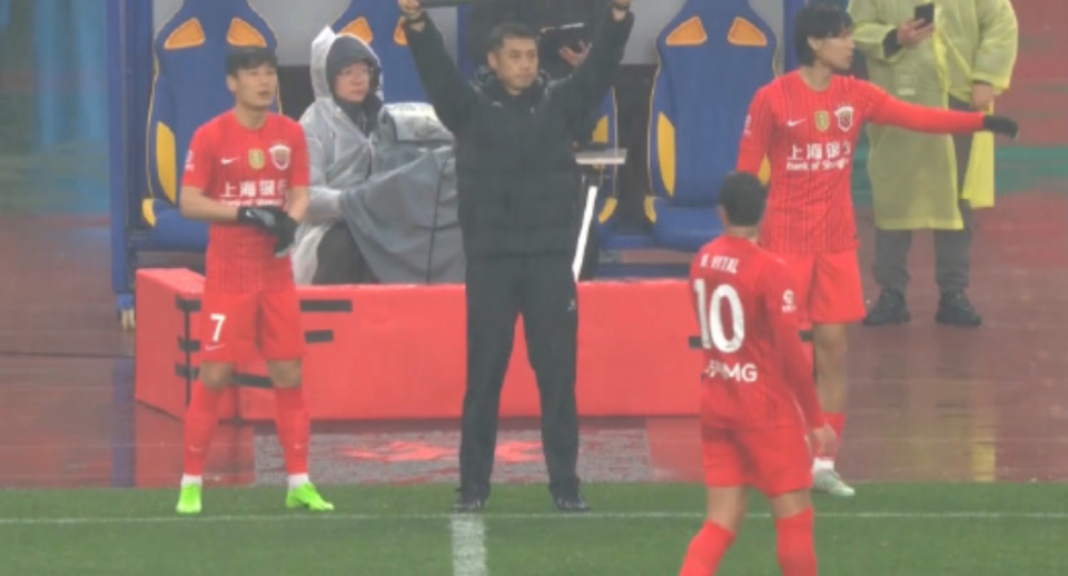 时隔288天再出场，武磊在超级杯替补登场17分钟，没有射门