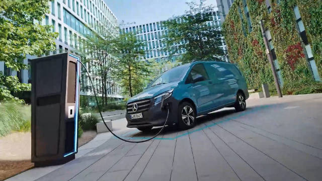 奔驰2023年van车宣传片曝光，全球销量44.8万台