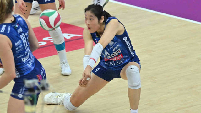 意甲女排联赛科内利亚诺3-1胜布斯托阿西齐奥，朱婷20分