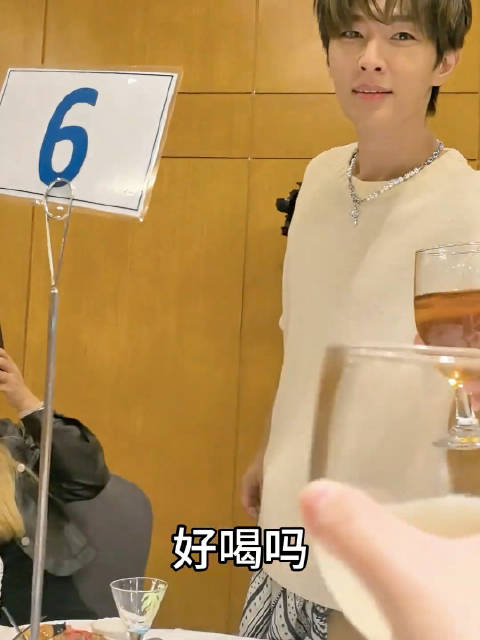 炎亚纶自曝交往150男友未追到汪东城